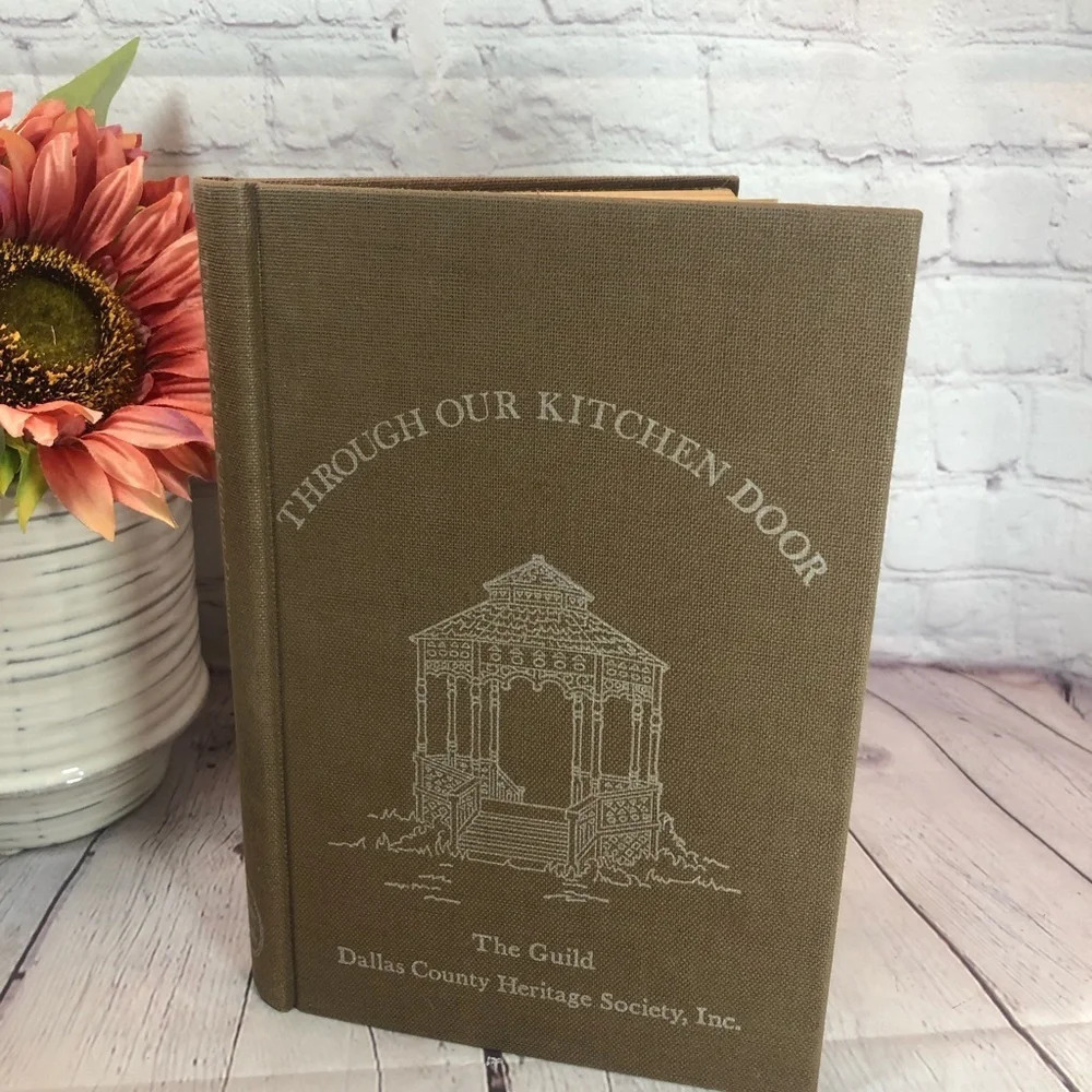 Vintage 1979 first edition THROUGH OUR KITCHEN DOOR cookbook